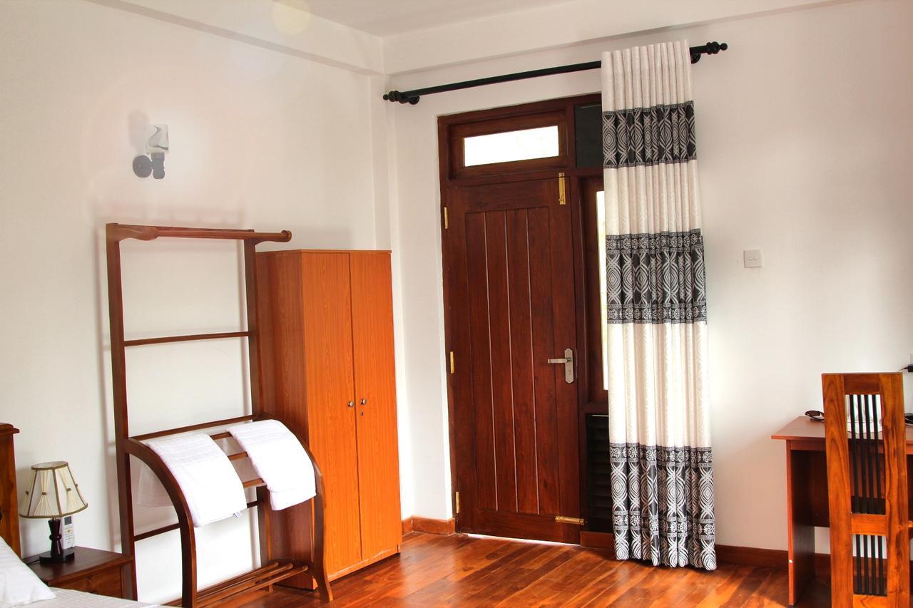 Himawari Beach Villa Matara Exterior foto